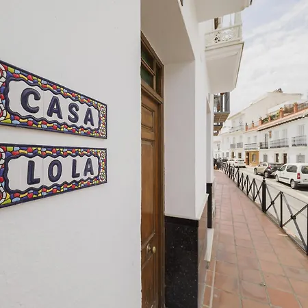 Holiday home Cubo's Lola Nueva House Town Center *